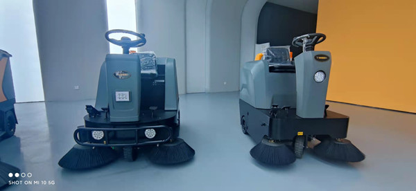 掃地機(jī)的出現(xiàn)給大家解決了哪些煩惱  掃地機(jī)的出現(xiàn)給大家解決了哪些煩惱