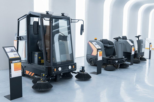 掃地機廠家的掃地機是一臺多功能的清潔設備